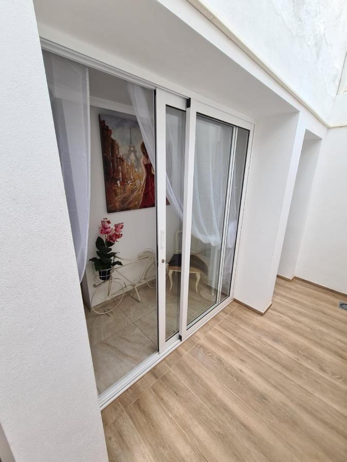 Chayofa Retro 1 Bedroom Apartment מראה חיצוני תמונה