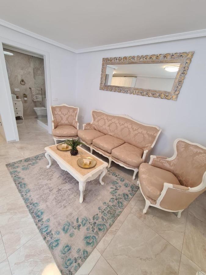 Chayofa Retro 1 Bedroom Apartment מראה חיצוני תמונה
